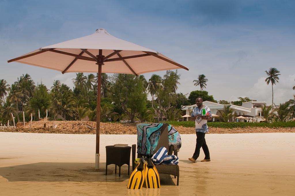 Lantana Galu Beach Diani Beach Buitenkant foto