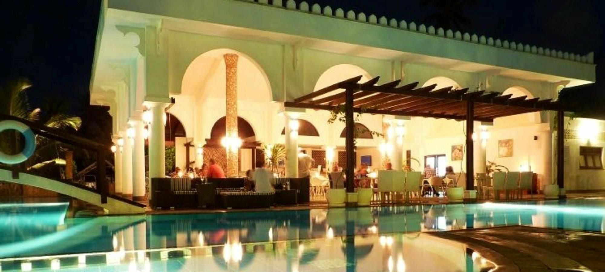 Lantana Galu Beach Diani Beach Buitenkant foto